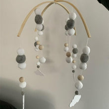 将图片加载到图库查看器，Baby Nordic Wooden Beads Wind Chimes with Wool Balls Nursery Mobile Crib Bed Bell Baby Bedroom Ceiling Wooden Beads Wind Chime Hanging Newborn Baby Bed Hanging Wind-bell Crib Tent Kids Room Decorations Ornaments
