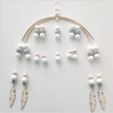 将图片加载到图库查看器，Baby Nordic Wooden Beads Wind Chimes with Wool Balls Nursery Mobile Crib Bed Bell Baby Bedroom Ceiling Wooden Beads Wind Chime Hanging Newborn Baby Bed Hanging Wind-bell Crib Tent Kids Room Decorations Ornaments

