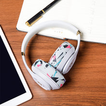 将图片加载到图库查看器，Beats Studio Earpads
