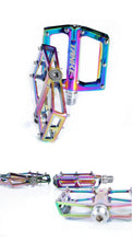 将图片加载到图库查看器，Bicycle pedals Ultralight Aluminum Alloy Colorful Hollow Anti-Skid Bearing Mountain Bike Foot pedal Pedals Aluminum Road Bike Pedals Sealed Bearing Bicycle Lightweight Platform Flat Pedals For Road Bikes
