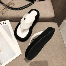 将图片加载到图库查看器，Black White Thick Bottom Flip Flops Women Famous Design Clip Toe Slippers Platform Slides Beach Comfort Thong Style Flip Flops Sandals For Women With Arch Support For Comfortable Walk

