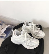 将图片加载到图库查看器，Black Womens Breathable Sneakers  Spring Mesh  Sneakers Woman Elegant Casual Sneakers Outdoor Sport Summer Couple Cushion Flats Running Womens Sneakers
