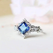 将图片加载到图库查看器，Blue Bead Decor Ring

