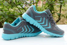 将图片加载到图库查看器，Breathable Fashion Women Sneakers White Women Casual Shoes Athletic Road Running Mesh Breathable Casual Sneakers Lace Up Comfort Sports Student Fashion Tennis Sneakers
