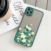 将图片加载到图库查看器，Butterfly Lavender Flower Phone Case For iPhone 13 mini 14 pro max Hard Shockproof Cover Floral Design Built-in Lens Protection Beautiful Design Transparent Back Case Cover for iPhone
