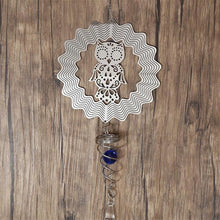 Load image into Gallery viewer, Butterfly Wind Spinner Hanging With Gazing Ball Spiral Tail 3D Metal Rotating Outdoor Stainless Steel Butterfly Metal Wind Chime Christmas Pendant Hanging Spiral Wind-chimes Garden Yard Home Decor
