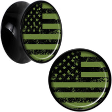 Load image into Gallery viewer, Black Acrylic Green American Flag Saddle Plug Set 20mm
