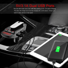 将图片加载到图库查看器，Car FM Transmitter with Wireless Earpiece 2 USB Charge Ports
