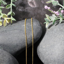 Load image into Gallery viewer, 14k Yellow Gold Diamond Cut Rolo Chain 1.1mm
