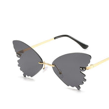 将图片加载到图库查看器，Charming Butterfly Sunglasses Women Luxury Design Glasses Women Summer Oversized Anti-reflective Eyeglasses Women Cool Fashion Trendy Sunglasses
