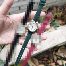 将图片加载到图库查看器，Children Retro Case Design Cute Cat Kids Watch Quartz Analog Children Watches Minimalist Dress Fashion Quartz Luxury Round Leather Strap Slim Women Watches
