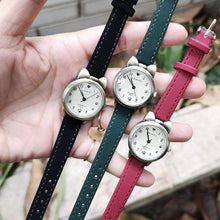 将图片加载到图库查看器，Children Retro Case Design Cute Cat Kids Watch Quartz Analog Children Watches Minimalist Dress Fashion Quartz Luxury Round Leather Strap Slim Women Watches
