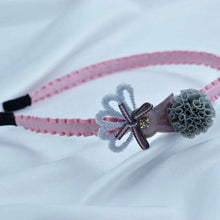 Load image into Gallery viewer, Children's Headdress Hair Hoop Hand-Woven Flower Headband Korean Exquisite Little Princess Head Flower Pupil Hair Gorgeous Hair Accessories For Women
