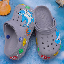 将图片加载到图库查看器，Children Summer Cartoon Sandals Quick-Dry Beach Kids Clogs Slippers Light-Weight Wear-Resistant Boy Girl Shoes Comfort Clogs Kids Slip On Garden Shoes Boys Lightweight Outdoor Beach Pool Slide Sandals
