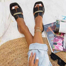 Load image into Gallery viewer, Classic Design New Women Flat Flip Flops Double Chain Sandal Slippers Shoes Women Flats Slippers Flat Sandals Elegant Strappy Flip Flops Casual Comfortable Beach Shoes
