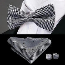 Load image into Gallery viewer, Classic Green Bow Ties Men Silk Butterfly Tie  With Pocket Square And Cufflinks Set For Men Elegant Design Wedding Party Bowties Solid Color Gentleman Bow Tie And Pocket Square Cufflink Set
