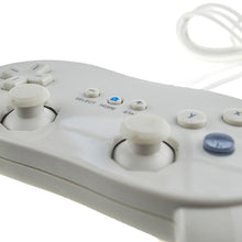 将图片加载到图库查看器，Classic White And Black Wired Pro Remote Game Controller Compatible With PC Laptop
