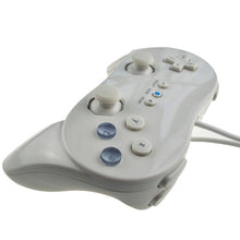 将图片加载到图库查看器，Classic White And Black Wired Pro Remote Game Controller Compatible With PC Laptop
