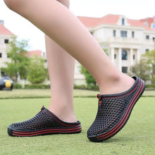 将图片加载到图库查看器，Classic Women Shoes Beach Closed Toe Slippers Unisex Hollow Out Casual Couple Flip Flops Garden Clogs  Non-slide Men And Women Slippers
