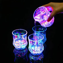 将图片加载到图库查看器，Colorful LED Glowing Beer Cups
