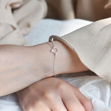 将图片加载到图库查看器，Couples Magnet Attract Bracelets Solid Color Simple Cute Cat Best Friend Bracelet Jewelry Magnet Bracelet Creative Attractive Stainless Steel Chain Bracelet For Women Men Valentine's Day Gift
