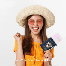 将图片加载到图库查看器，Creative Passport Holder Cover With 3D Metal Badge
