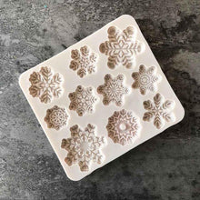 将图片加载到图库查看器，Creatures Conch Shell Fondant Cake Candy Cake Decoration Tools Forms Silicone Baking Cake Molds Shape Cake Mold 3D Snowflake Fondant Mold Christmas Snowflake Silicone Cake Candy Mold for Cake Cupcake Polymer Clay Crafting Project
