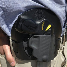 将图片加载到图库查看器，CrossBreed Holster
