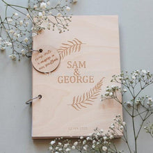 将图片加载到图库查看器，Custom Engraved Classic Oak Tree Wood Wedding Guest Book Rustic Wedding Decor Paper Photo Album Scrapbook Paper Baby Family Scrapbook Albums Family Anniversary Gift For Couple
