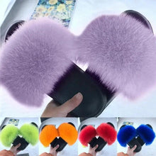 Load image into Gallery viewer, Cute Fluffy Ladies Indoor Warm Slippers Furry Luxury Flip Flops   Women's Fashion Flat Soft Flip Flops

