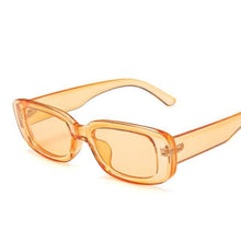 将图片加载到图库查看器，Cute Purple Oval Sunglasses For Women Retro Luxury Design Eyeglasses Lightweight Frames UV400 Protection Comfortable Round Outdoor Women Sun Glasses
