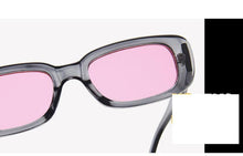 将图片加载到图库查看器，Cute Purple Oval Sunglasses For Women Retro Luxury Design Eyeglasses Lightweight Frames UV400 Protection Comfortable Round Outdoor Women Sun Glasses
