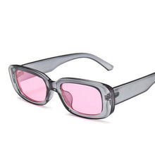 将图片加载到图库查看器，Cute Purple Oval Sunglasses For Women Retro Luxury Design Eyeglasses Lightweight Frames UV400 Protection Comfortable Round Outdoor Women Sun Glasses
