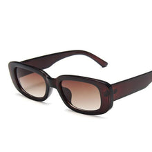将图片加载到图库查看器，Cute Purple Oval Sunglasses For Women Retro Luxury Design Eyeglasses Lightweight Frames UV400 Protection Comfortable Round Outdoor Women Sun Glasses
