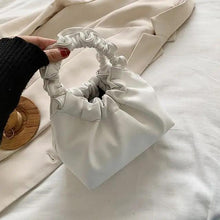 将图片加载到图库查看器，Cute Small Women's Leather Clutches Vintage Style Shoulder Messenger Bags , Handbag And Purses For Women
