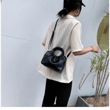 将图片加载到图库查看器，Cute Small Women's Leather Clutches Vintage Style Shoulder Messenger Bags , Handbag And Purses For Women
