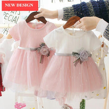 Load image into Gallery viewer, Luxury Handmade Elegant Modern Newborn Baby Girl Birthday &amp; Princess Baby Dress With Hat
