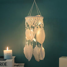 将图片加载到图库查看器，Decoration Home Dream Catchers Hanging Wall Decor Art Pendant Handmade Traditional White Cloud Dream Catcher With Led String Lights Wall Hanging Kids Room Decor Nursery Wall Art Ornament Decor Craft Gift Cute Wind Chimes National Feather Kids Girls
