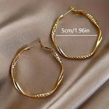 将图片加载到图库查看器，Delicate Silky Texture Design Women's Earrings
