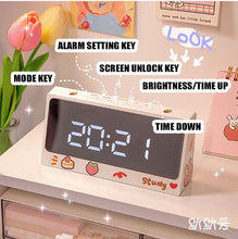 将图片加载到图库查看器，Digital Clock Table Clock Snooze Alarm Cute Silent Mirror Clock Student Desktop Mirror Surface LED Alarm Clock with USB Charger 12/24H Easy Snooze Function Adjustable Brightness Alarm Clocks for Bedroom LED Clock Electronic Clock for Children
