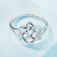 将图片加载到图库查看器，925 Sterling Silver Ring Size 6.0 with Platinum Plating

