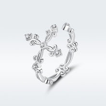 Load image into Gallery viewer, S925 Sterling Silver 0.4cm Width Pavé Setting CZ Ring
