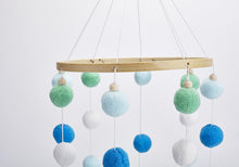 Load image into Gallery viewer, Dream Catcher Decoration Home Wind Chime Bed Bell Children's Girls Room Decor  Newborn Baby Bed Bell Dream Catcher String Pendant Kids Room Decoration Wooden Wind Chime Bed Bell Nursery Crib Bed Bell Baby Bedroom Ceiling Woven Beads Wind Chime
