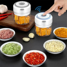 Load image into Gallery viewer, Durable Electric Food Crusher Mini Garlic Press Garlic Crusher Vegetable Chopper For Kitchen Crushed Garlic Crushed Ginger Crushed Chili
