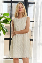 Load image into Gallery viewer, Applique Round Neck Sleeveless Shift Dress For Summer – Classy, Sophisticated, Fashionable, Flattering, Stylish, Timeless Elegance
