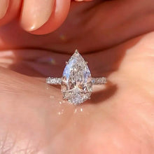 Load image into Gallery viewer, Elegant Teardrop Cubic Zirconia Engagement Ring
