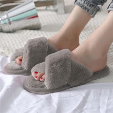 将图片加载到图库查看器，Elegant Warm Fluffy Slippers Women Faux Fur Indoor Floor Slides Flat Soft Furry Shoes Non Slip House Soft Plush Cozy House Shoes Furry Open Toe Indoor Outdoor Slip On Warm Winter Shoes

