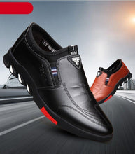 Load image into Gallery viewer, Fashion Black Men's Popular Casual Flat Shoes Outdoor Soft Soled Travel Sneakers Leather Business Non Slip Breathable Sneakers Loafers Comfort Walking Shoes For Business Work Office
