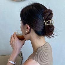 将图片加载到图库查看器，Fashion INS Hair Claws Hair Crab Clamp Hairgrip Matte Metal Hair Clip Claw Large Size INS Hair Claws Gorgeous Hair Accessories For Women
