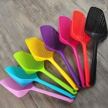 Load image into Gallery viewer, Fashion Kitchen Accessories Large Scoop Colander Pasta Heat Resistant Strainer
